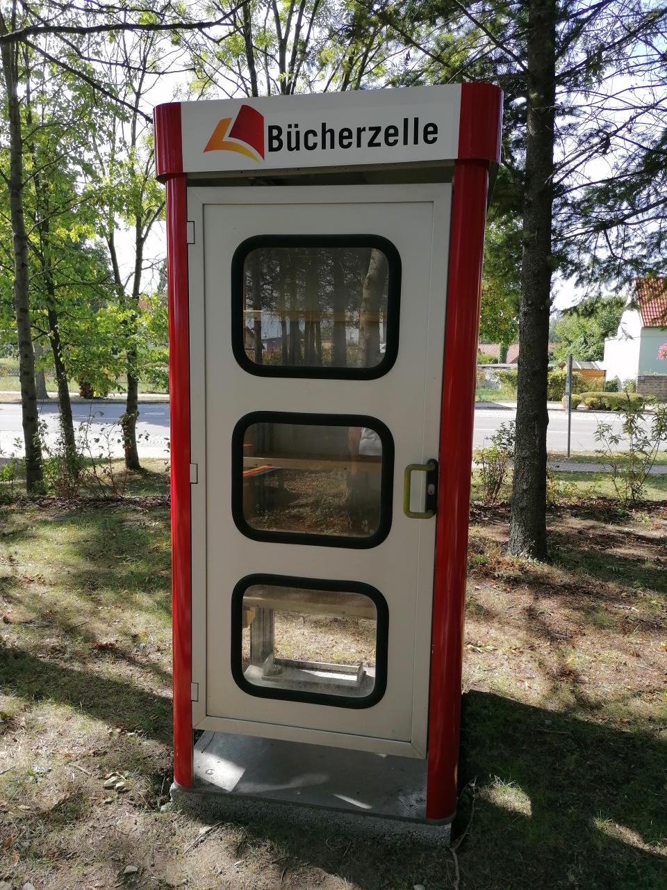 Bücherzelle - Spielplatz