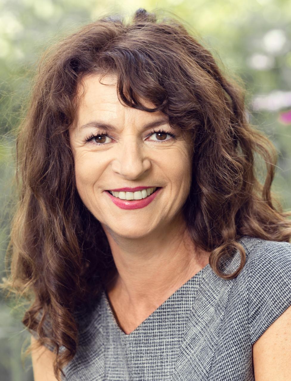 Angela Szivatz